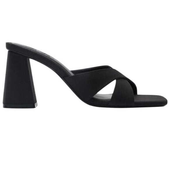 Zara HEELED CROSSED STRAP SANDALS SS22 BLACK | 2324/810 - Picture 5 of 5